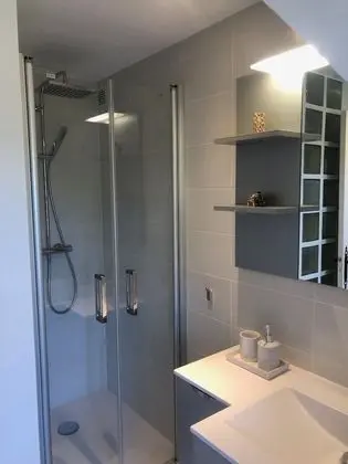 Family Süit (Paris)