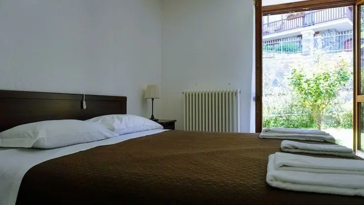 Standard Tek Büyük Yataklı Oda, Ortak Banyo