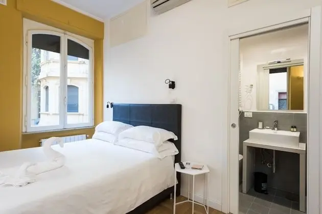 Basic Tek Büyük Yataklı Oda