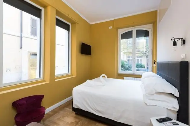 Basic Tek Büyük Yataklı Oda