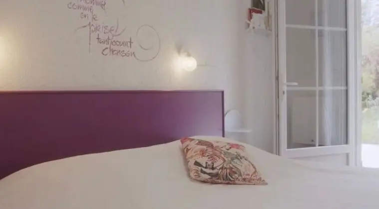 Comfort Tek Büyük veya İki Ayrı Yataklı Oda