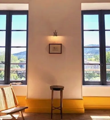 Süit, Nehir Manzaralı (CHAM)