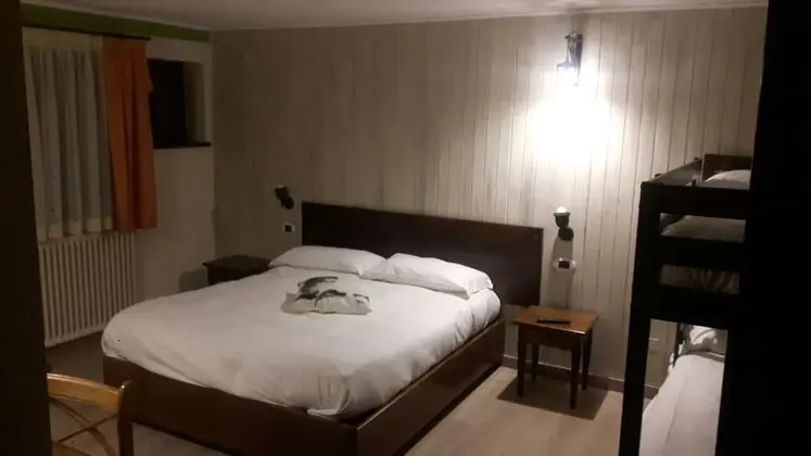 Classic Tek Büyük Yataklı Oda