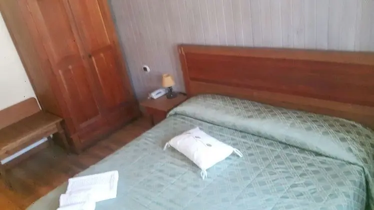 Classic Tek Büyük Yataklı Oda