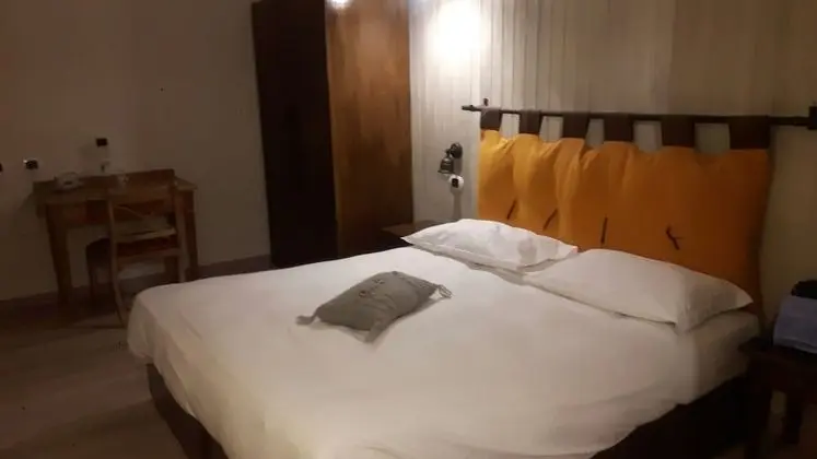 Classic Tek Büyük Yataklı Oda