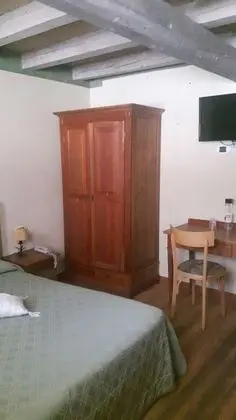 Classic Tek Büyük Yataklı Oda