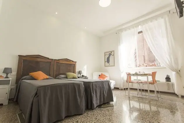 Standard Tek Büyük Yataklı Oda