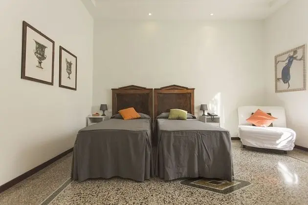 Standard Tek Büyük Yataklı Oda