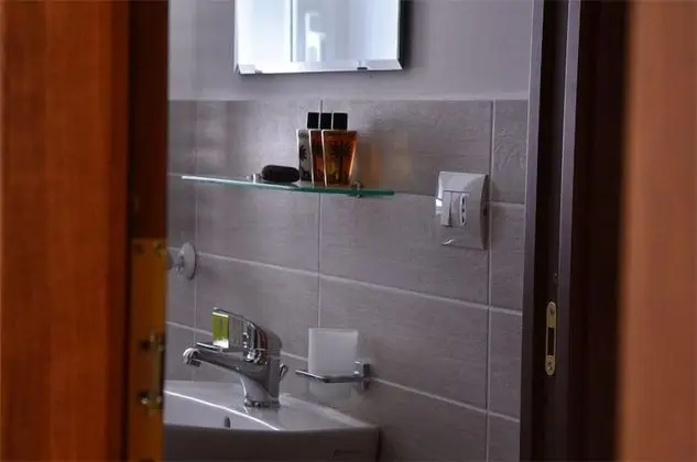 Standard Üç Kişilik Oda