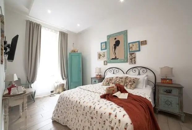 Tek Büyük Yataklı Oda