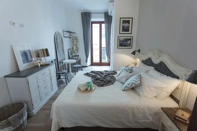 Tek Büyük Yataklı Oda