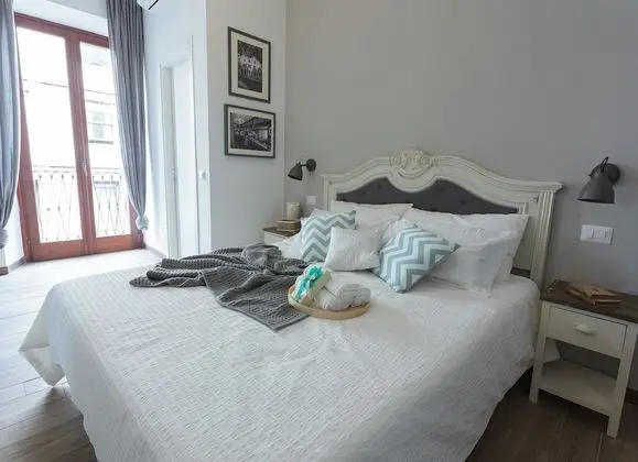 Tek Büyük Yataklı Oda