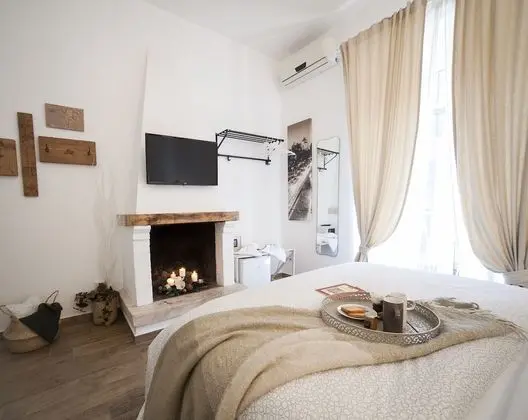 Tek Büyük Yataklı Oda