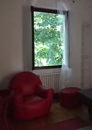 Üç Kişilik Oda