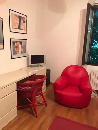 Üç Kişilik Oda