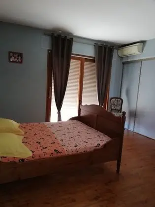 Tek Büyük Yataklı Oda, Balkon