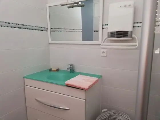 Tek Büyük Yataklı Oda, Balkon