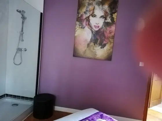 Tek Büyük Yataklı Oda (Mauve)