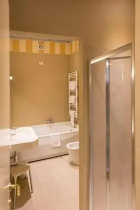 Superior Tek Büyük Yataklı Oda