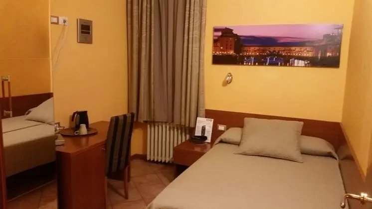 Tek Kişilik Oda