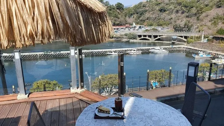 Deluxe İki Ayrı Yataklı Oda, Kısmi Deniz Manzarası (A)