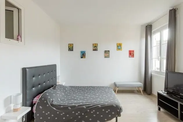 Stüdyo, Banyolu/Duşlu, Şehir Manzaralı