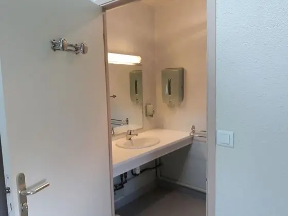 Economy Tek Büyük Yataklı Oda, Özel Banyo, Dağ Manzaralı (au 1 étage)