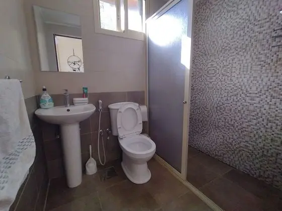 Ev, 1 Büyük (Queen) Boy Yatak ve Çekyat