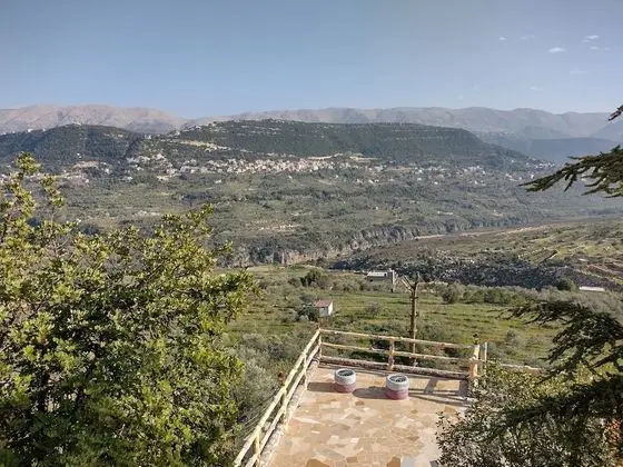 Ev, 1 Büyük (Queen) Boy Yatak ve Çekyat