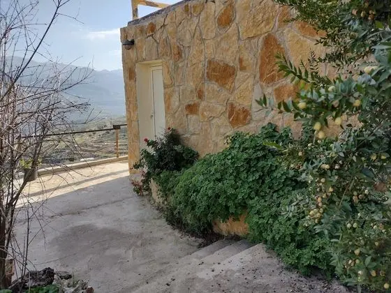 Ev, 1 Büyük (Queen) Boy Yatak ve Çekyat