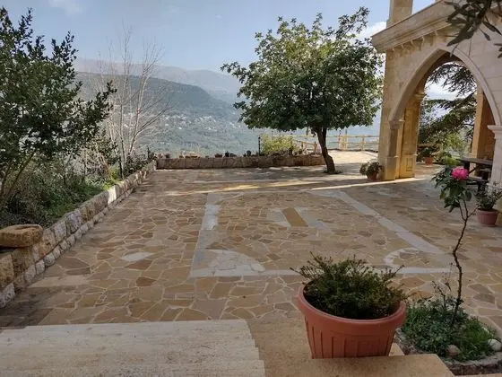 Ev, 1 Büyük (Queen) Boy Yatak ve Çekyat