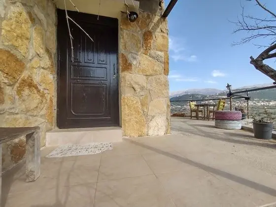 Ev, 1 Büyük (Queen) Boy Yatak ve Çekyat