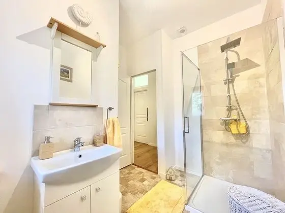 Comfort Kır Evi, Banyolu/Duşlu