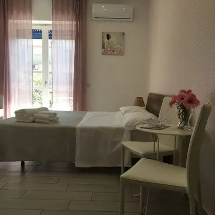 Üç Kişilik Oda, Balkon