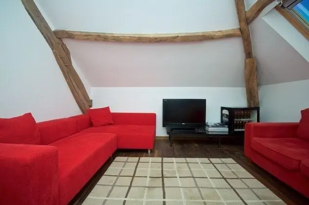 Traditional Ev, 6 Yatak Odası