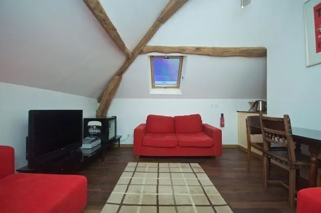 Traditional Ev, 6 Yatak Odası