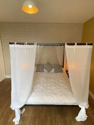 Superior Tek Büyük Yataklı Oda