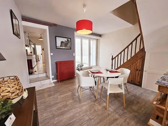 Ev (Maison Sy Cybard)