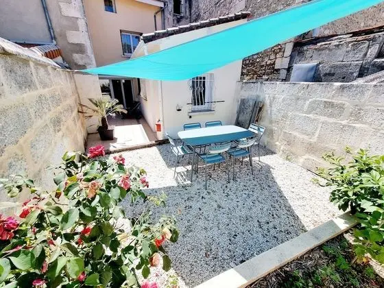 Ev (Maison Sy Cybard)