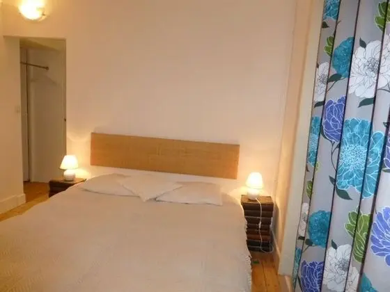 Comfort Tek Büyük Yataklı Oda, Banyolu/Duşlu, Bahçe Manzaralı