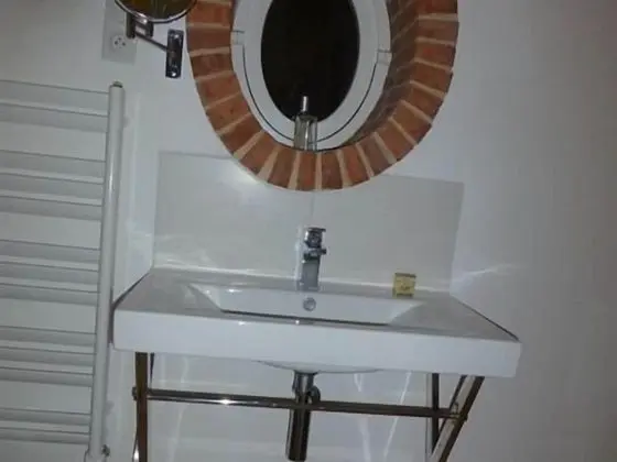 Comfort Üç Kişilik Oda, Banyolu/Duşlu, Bahçe Manzaralı