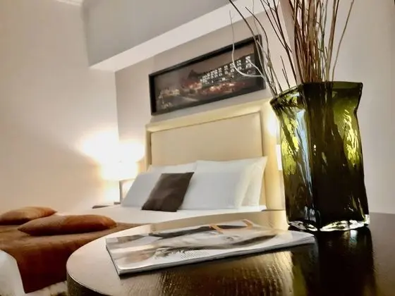 Classic Tek Büyük Yataklı Oda