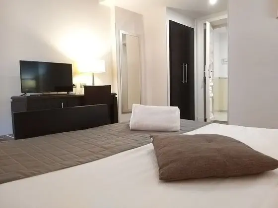 Classic Tek Büyük Yataklı Oda