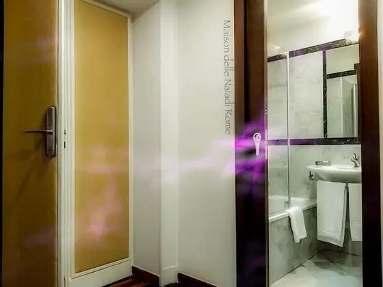 Classic Tek Büyük Yataklı Oda