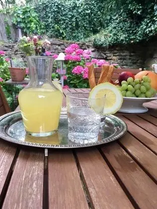 Superior Tek Büyük Yataklı Oda, Banyolu/Duşlu (MAZARIN)