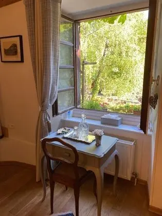 Superior Tek Büyük Yataklı Oda, Banyolu/Duşlu (MAZARIN)