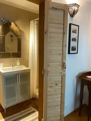 Tek Büyük Yataklı Oda, Banyolu/Duşlu (Jeanne de Ferrette)