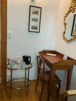 Tek Büyük Yataklı Oda, Banyolu/Duşlu (Jeanne de Ferrette)