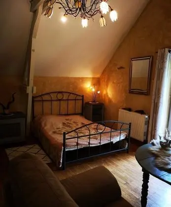 Tek Büyük Yataklı Oda, 1 Büyük (Queen) Boy Yatak, Sigara İçilmez