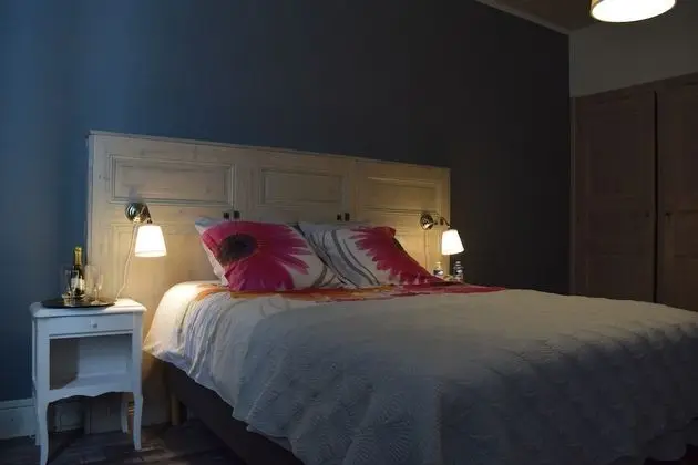 Romantic Tek Büyük Yataklı Oda